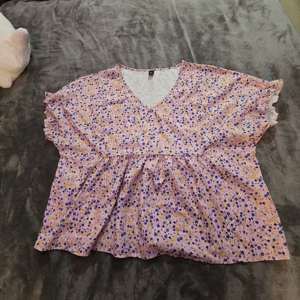 SHEIN (2XL) Floral Ruffle Blouse - Pink and Blue